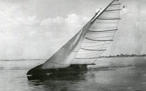 Яхта конструкции Р. Алексеева (1939 г.)